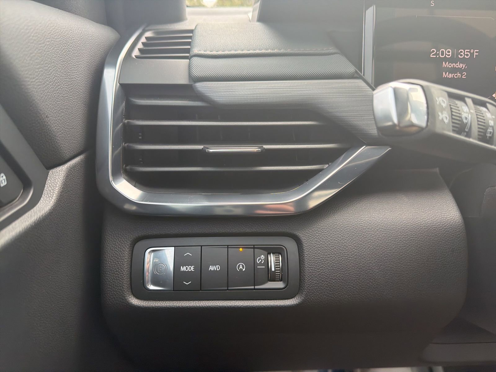 Certified 2024 GMC Acadia AT4 w/ Luxury Package image 18