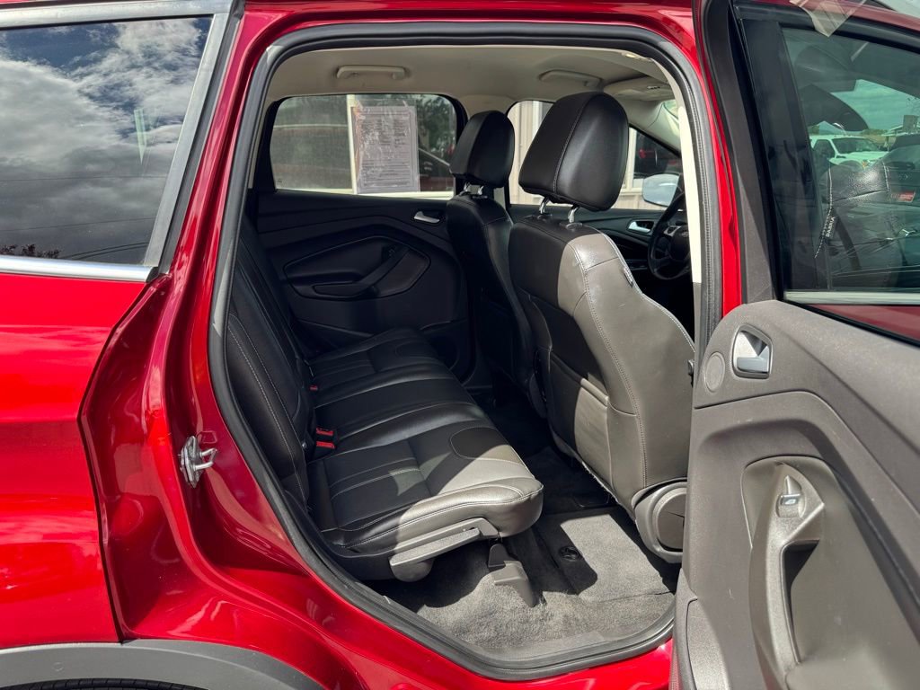 Used 2013 Ford Escape Titanium w/ Parking Technology Pkg AWD/4WD image 14