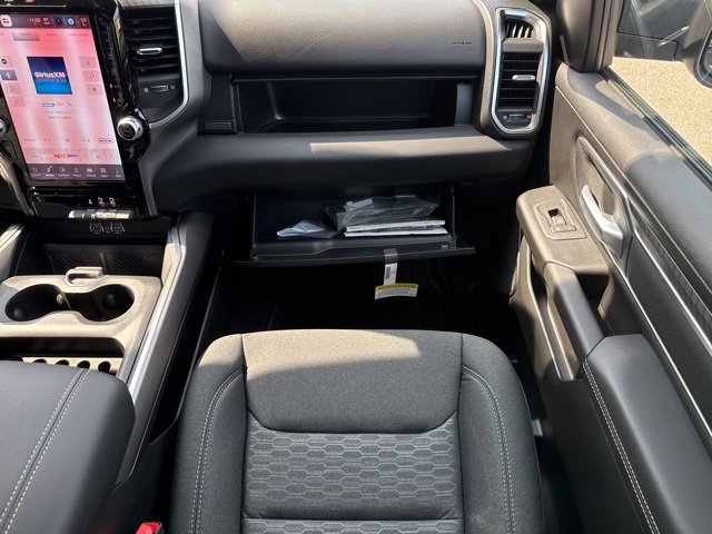New 2026 RAM 1500 4x4 Crew Cab image 24