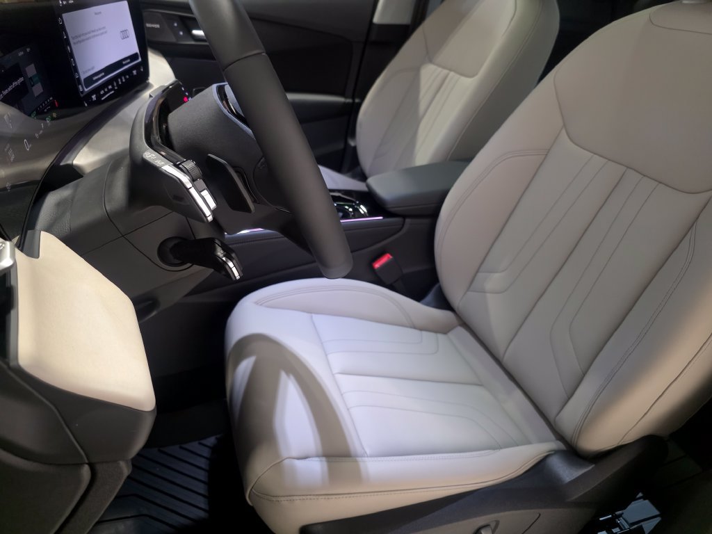 New 2026 Audi Q3 quattro 2.0T AWD/4WD image 17