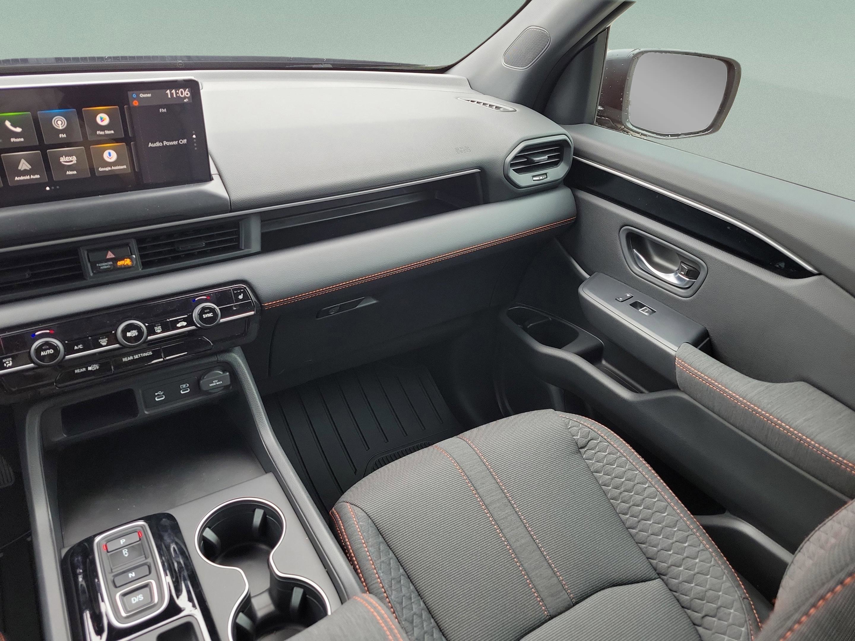 New 2026 Honda Pilot Sport image 17