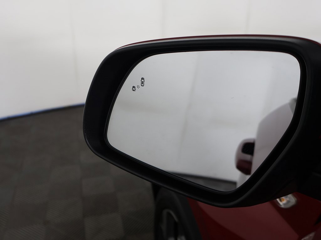 Used 2023 Hyundai Venue SEL image 30