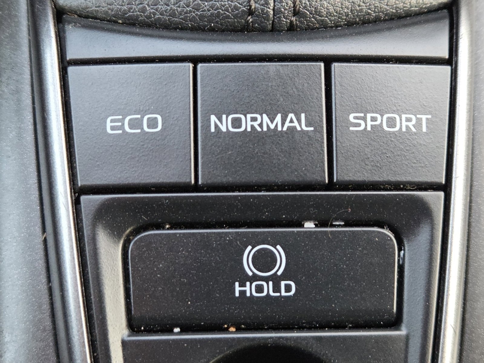 Used 2023 Toyota Camry XSE image 6