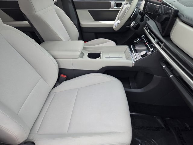 Certified 2026 Hyundai Santa Fe SE FWD image 13