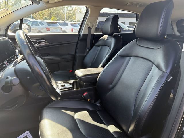 Certified 2024 Kia Sportage EX image 11