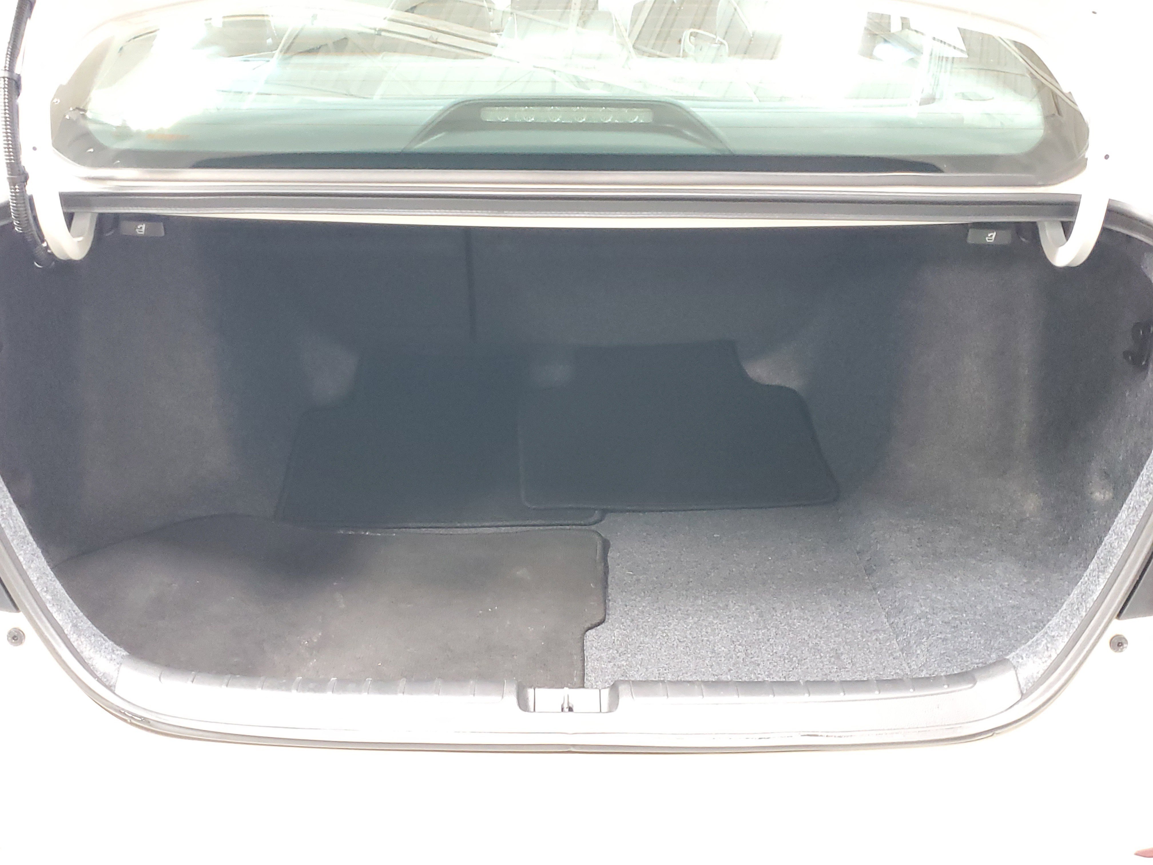 Used 2021 Honda Accord Sport image 9
