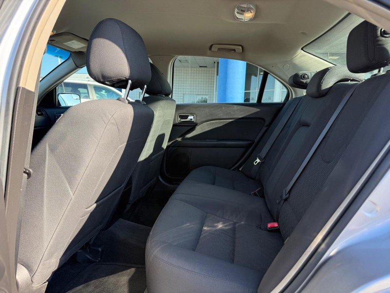 Used 2012 Ford Fusion SE image 10