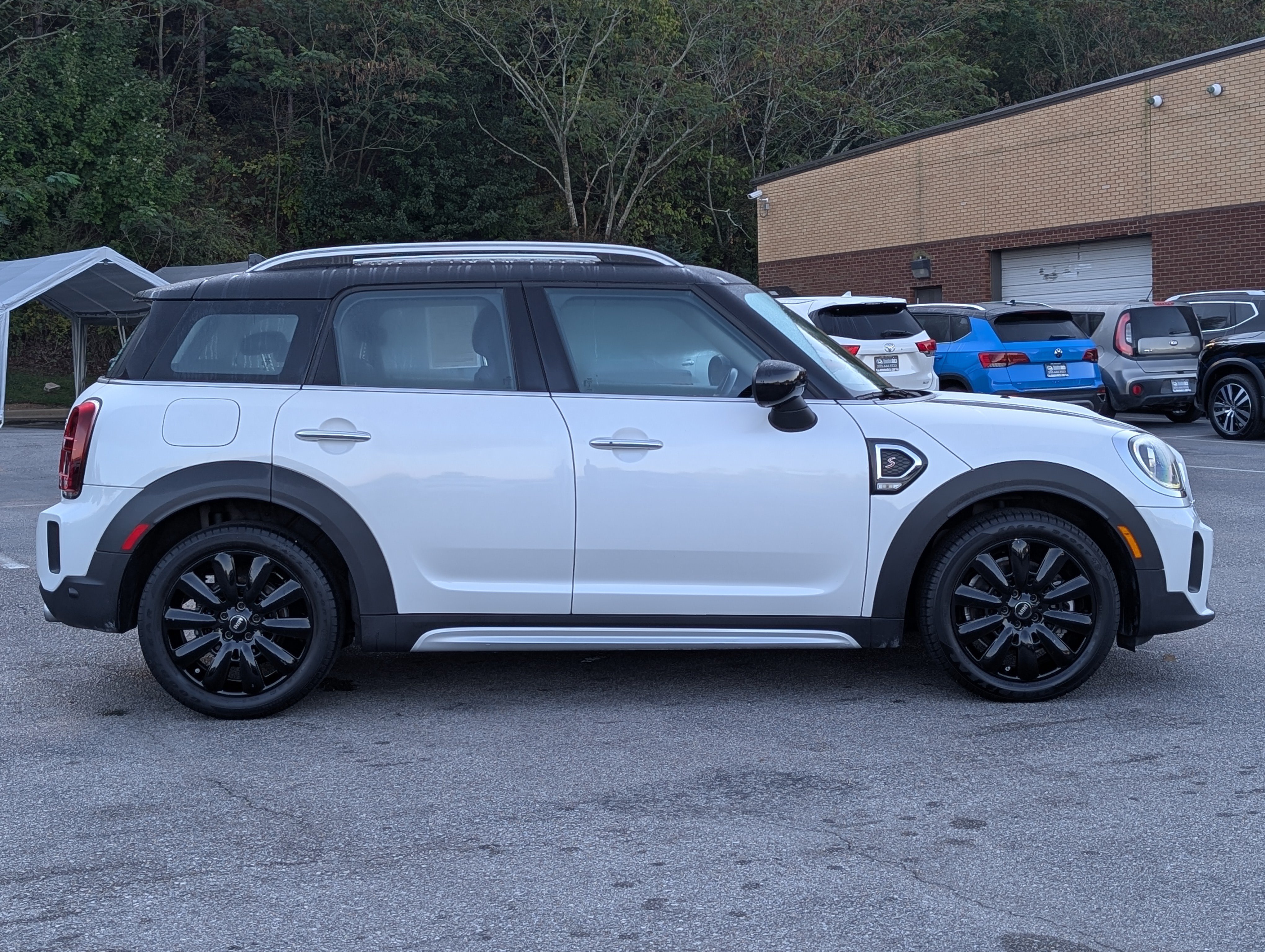 Used 2024 MINI Cooper Countryman S FWD image 11