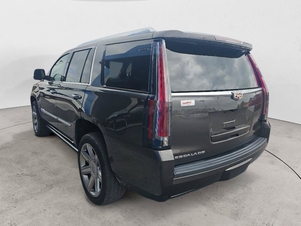 Used 2020 Cadillac Escalade Premium Luxury AWD/4WD image 5