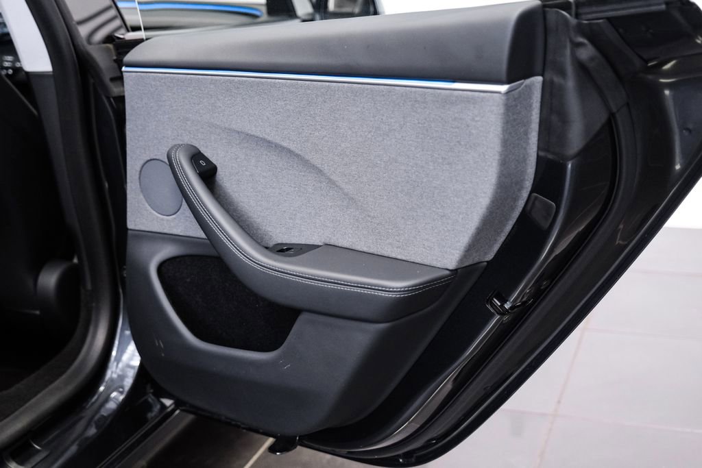 Used 2024 Tesla Model 3 Long Range image 39