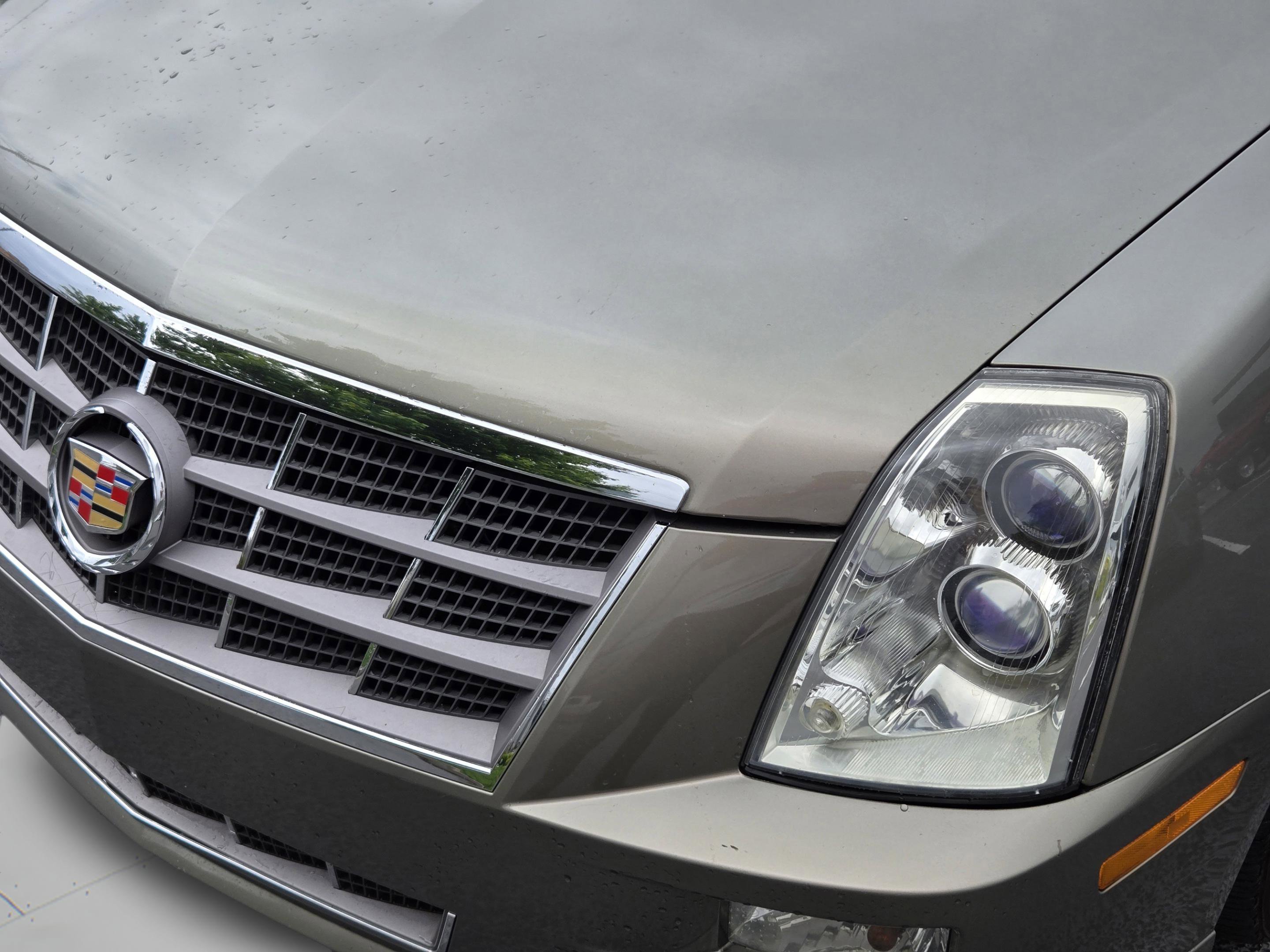 Used 2010 Cadillac STS RWD image 31