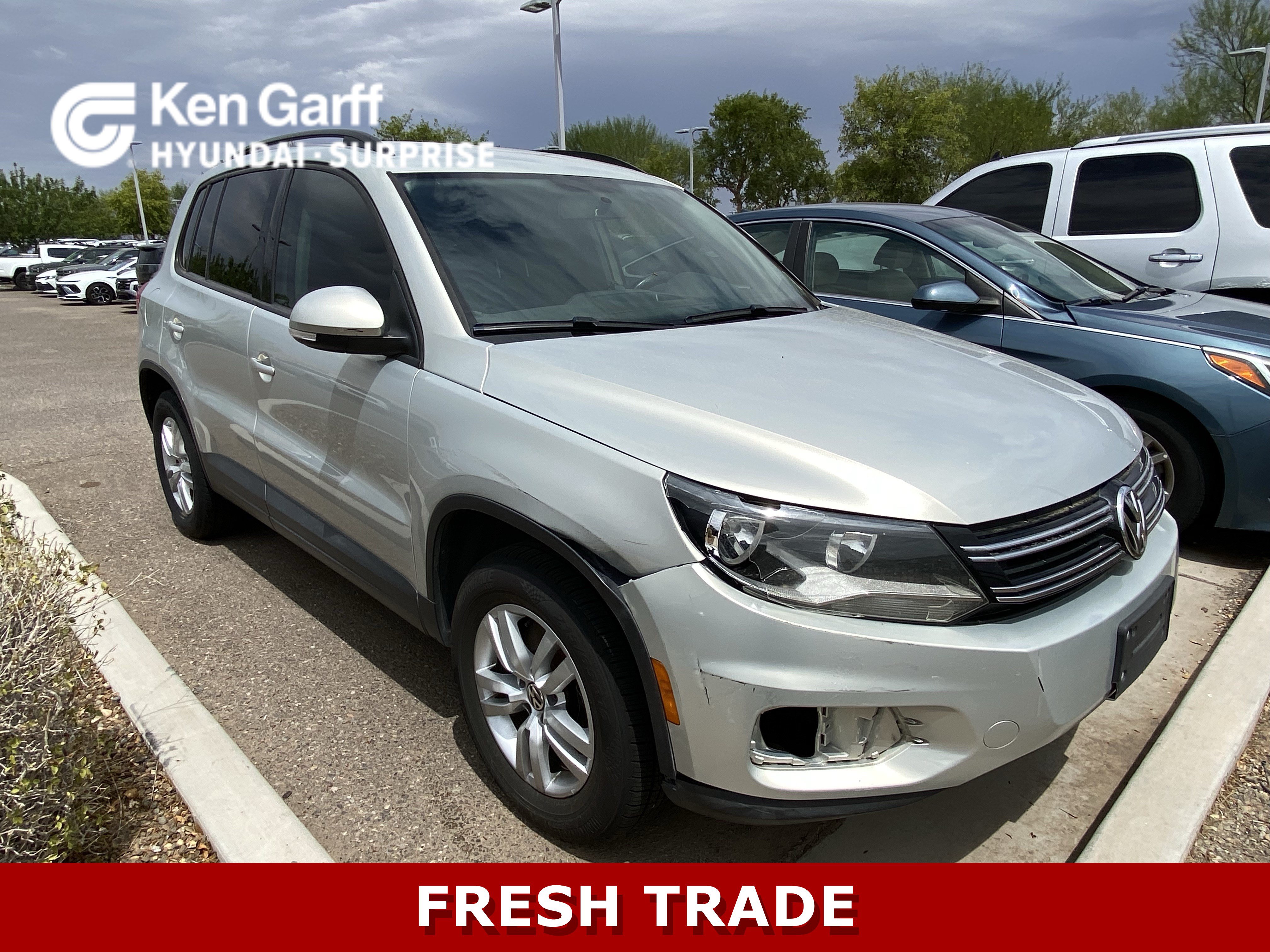 Used 2015 Volkswagen Tiguan S FWD image 1