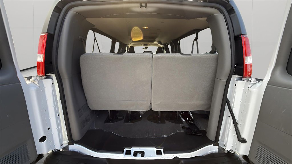 Used 2025 Chevrolet Express 3500 LT w/ LT Preferred Equipment Group image 24