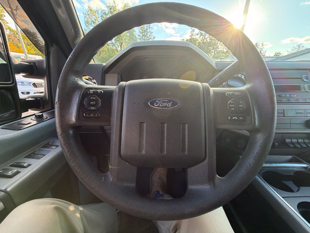 Used 2016 Ford F250 XLT w/ FX4 Off-Road Package AWD/4WD image 17
