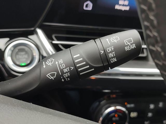 Used 2025 Chevrolet Trax ACTIV w/ Sunroof Package image 22