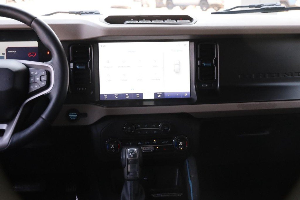 Used 2023 Ford Bronco Wildtrak AWD/4WD image 25
