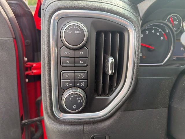 Used 2021 Chevrolet Silverado 1500 RST w/ Convenience Package II AWD/4WD image 18