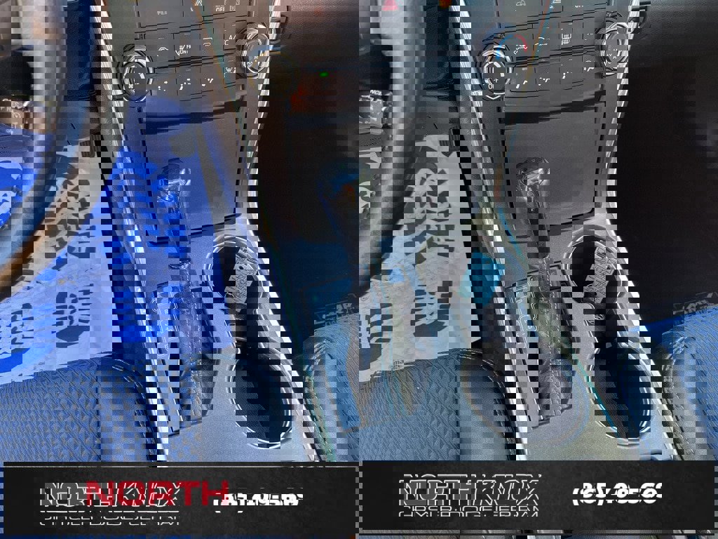 Used 2016 Toyota Camry SE image 10