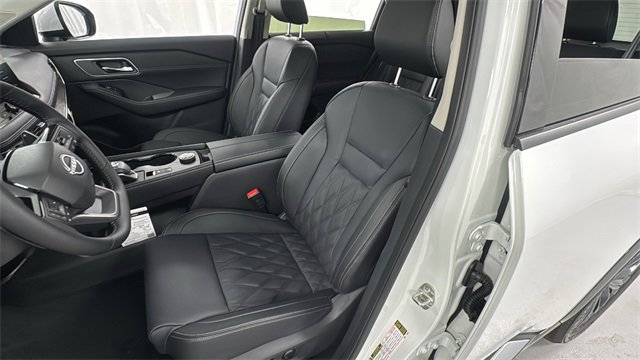 New 2026 Nissan Rogue Platinum w/ Platinum Premium Package image 10