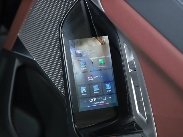 Certified 2023 BMW i7 xDrive60 image 35