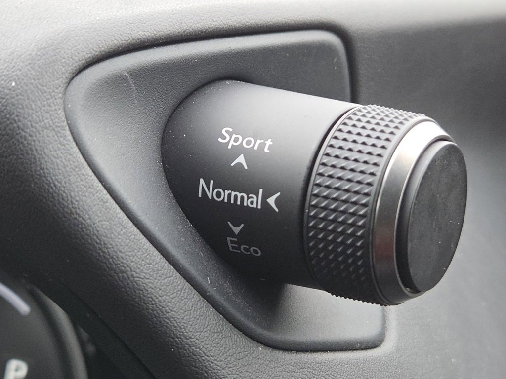 Certified 2022 Lexus UX 250h F Sport image 19