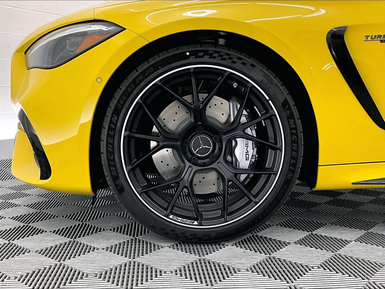 New 2026 Mercedes-Benz CLE 53 AMG 4MATIC Coupe image 10