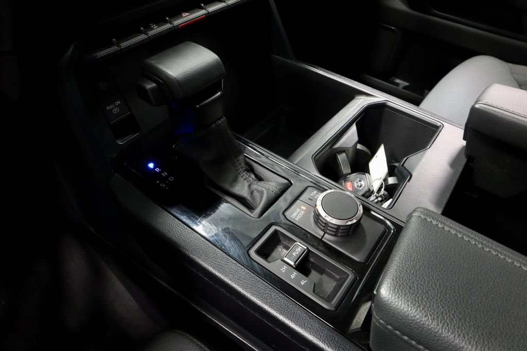 Used 2024 Toyota Tundra SR5 w/ SR5 Convenience Package AWD/4WD image 33