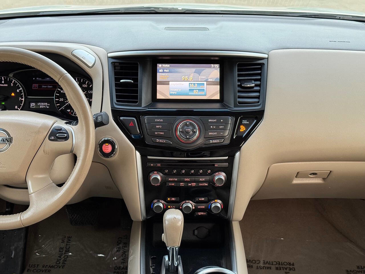 Used 2014 Nissan Pathfinder SV image 16