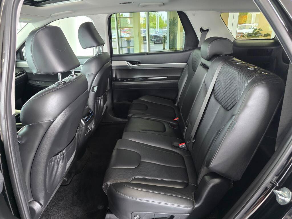 Used 2025 Hyundai Palisade SEL AWD/4WD image 38
