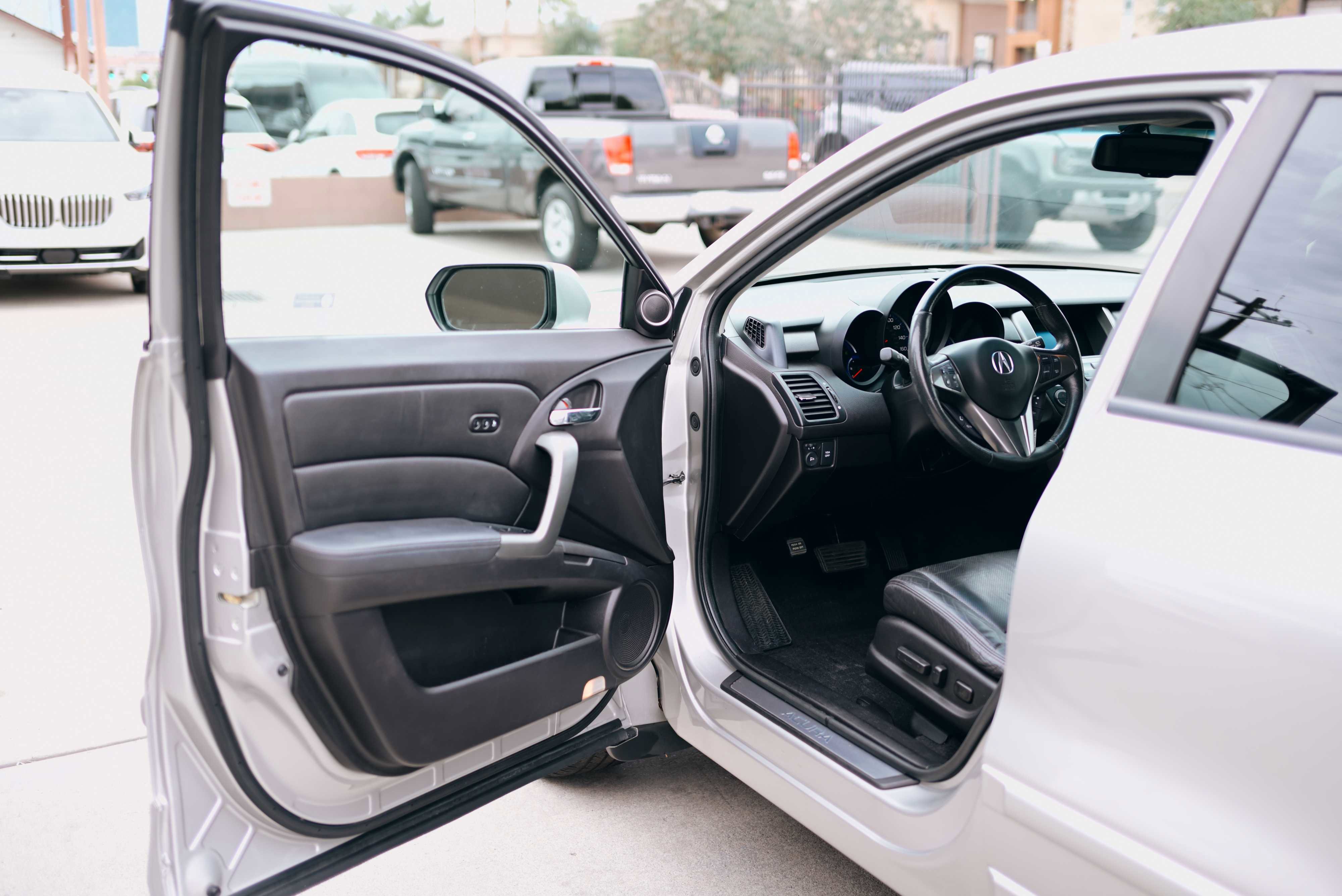 Used 2011 Acura RDX SH-AWD image 7