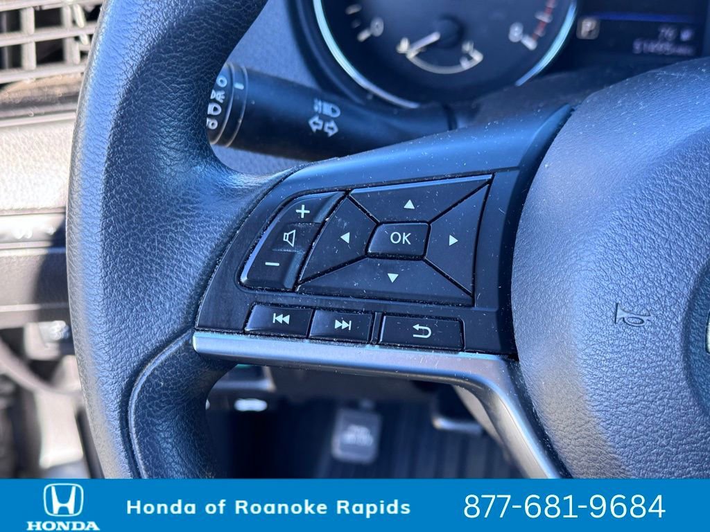 Used 2020 Nissan Rogue Sport S image 21