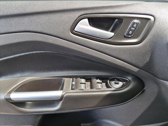 Used 2016 Ford Escape SE w/ Equipment Group 201A AWD/4WD image 15