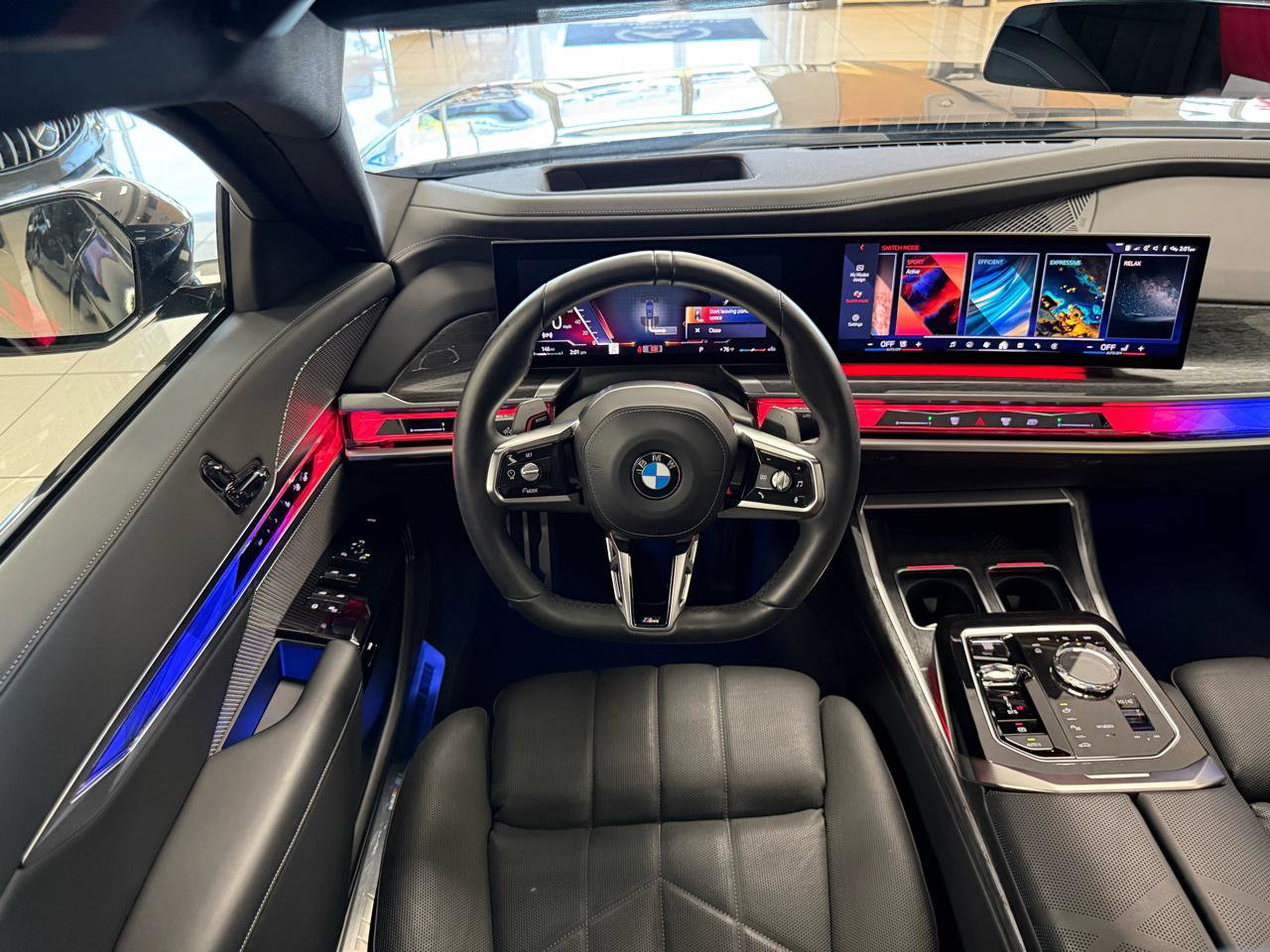 Used 2023 BMW 760i xDrive image 12