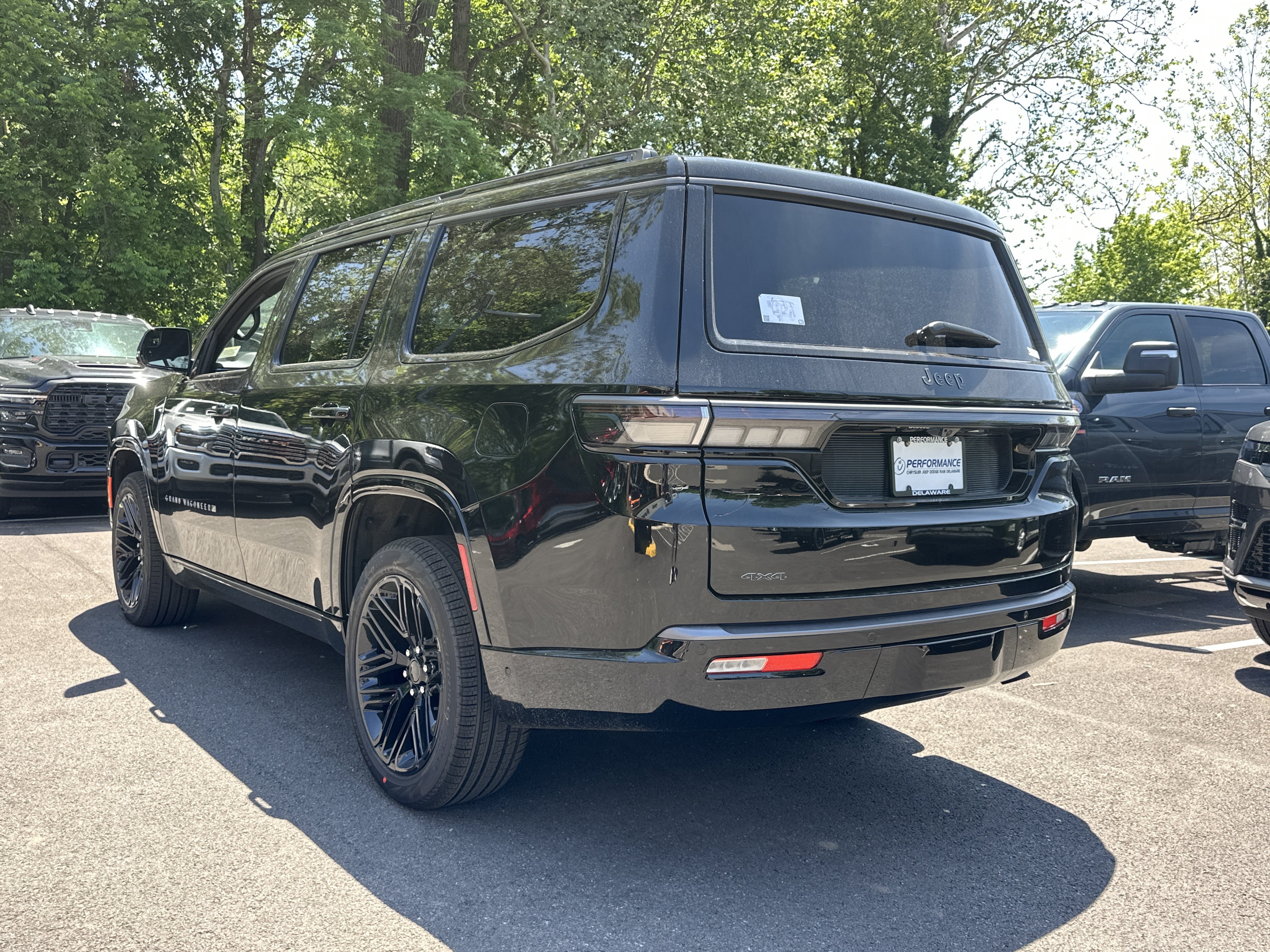 New 2026 Jeep Grand Wagoneer Limited AWD/4WD image 22