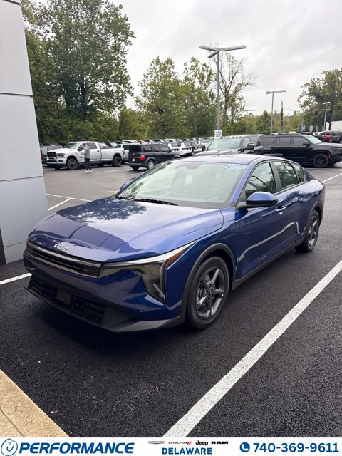 Used 2025 Kia K4 FWD image 1