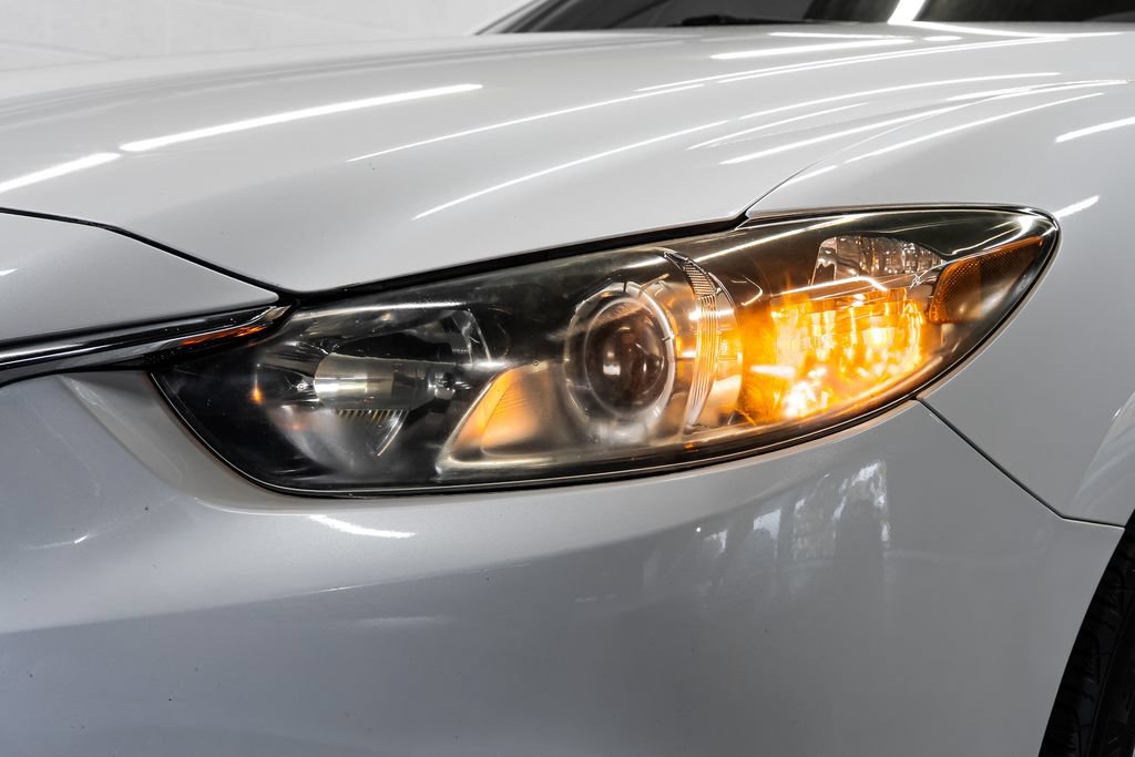 Used 2014 MAZDA MAZDA6 Touring w/ Touring Technology Package FWD image 9