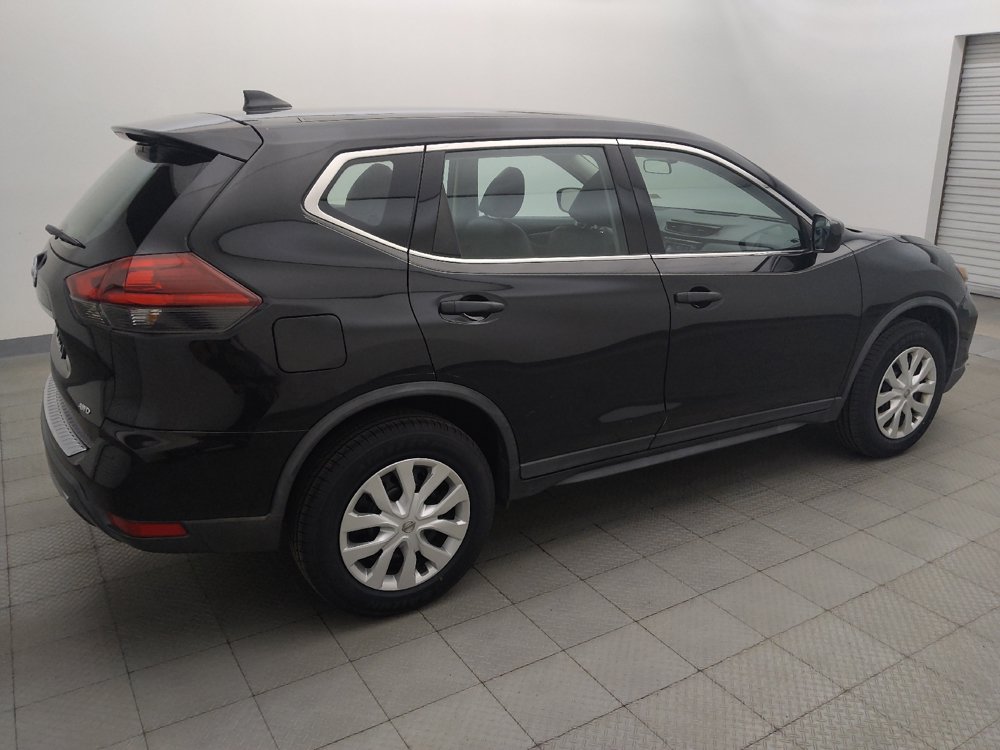 Used 2018 Nissan Rogue S AWD/4WD image 10