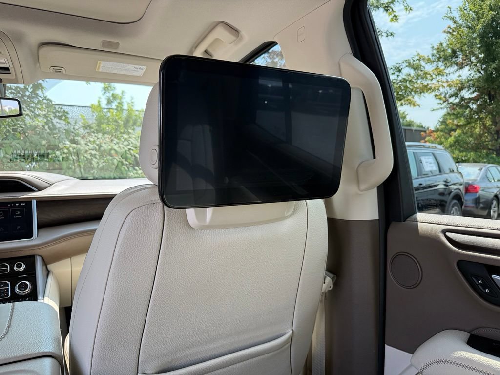 Used 2022 GMC Yukon Denali AWD/4WD image 33