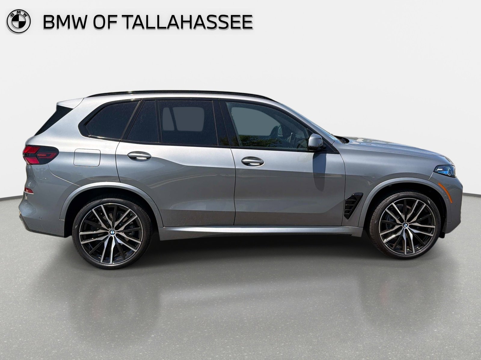 New 2026 BMW X5 sDrive40i w/ M Sport Package RWD image 4