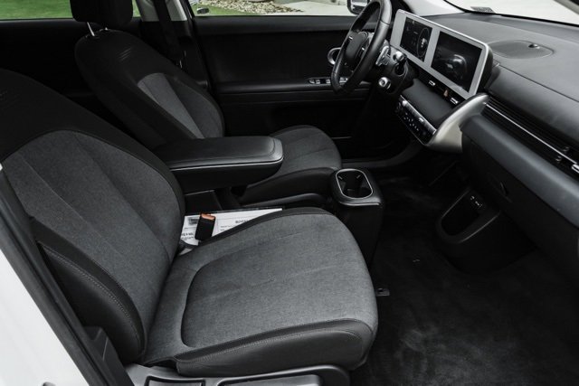 Certified 2024 Hyundai Ioniq 5 SEL image 27