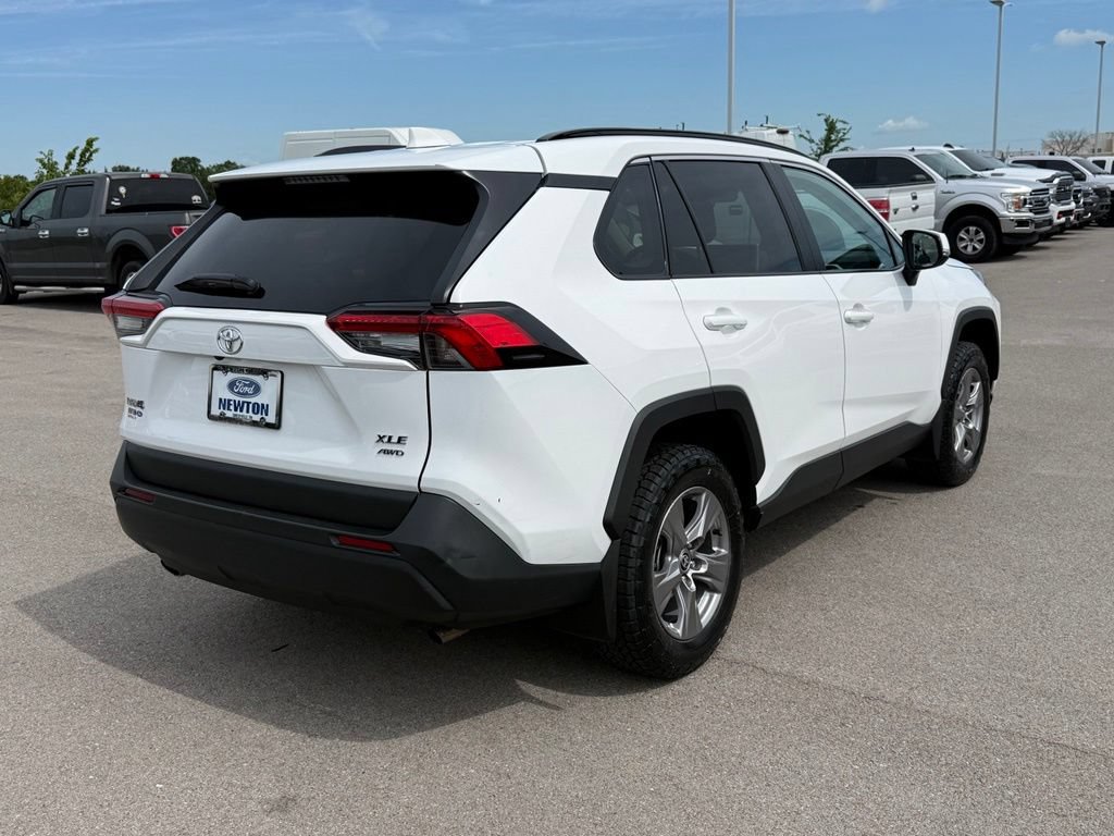 Used 2025 Toyota RAV4 XLE w/ Convenience Package AWD/4WD image 31