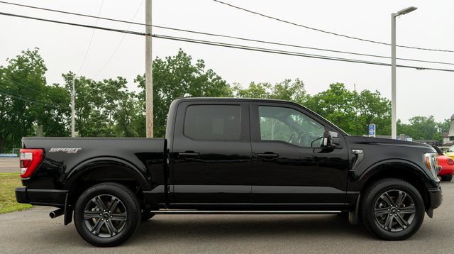 Used 2023 Ford F150 Lariat w/ Equipment Group 502A High AWD/4WD image 5