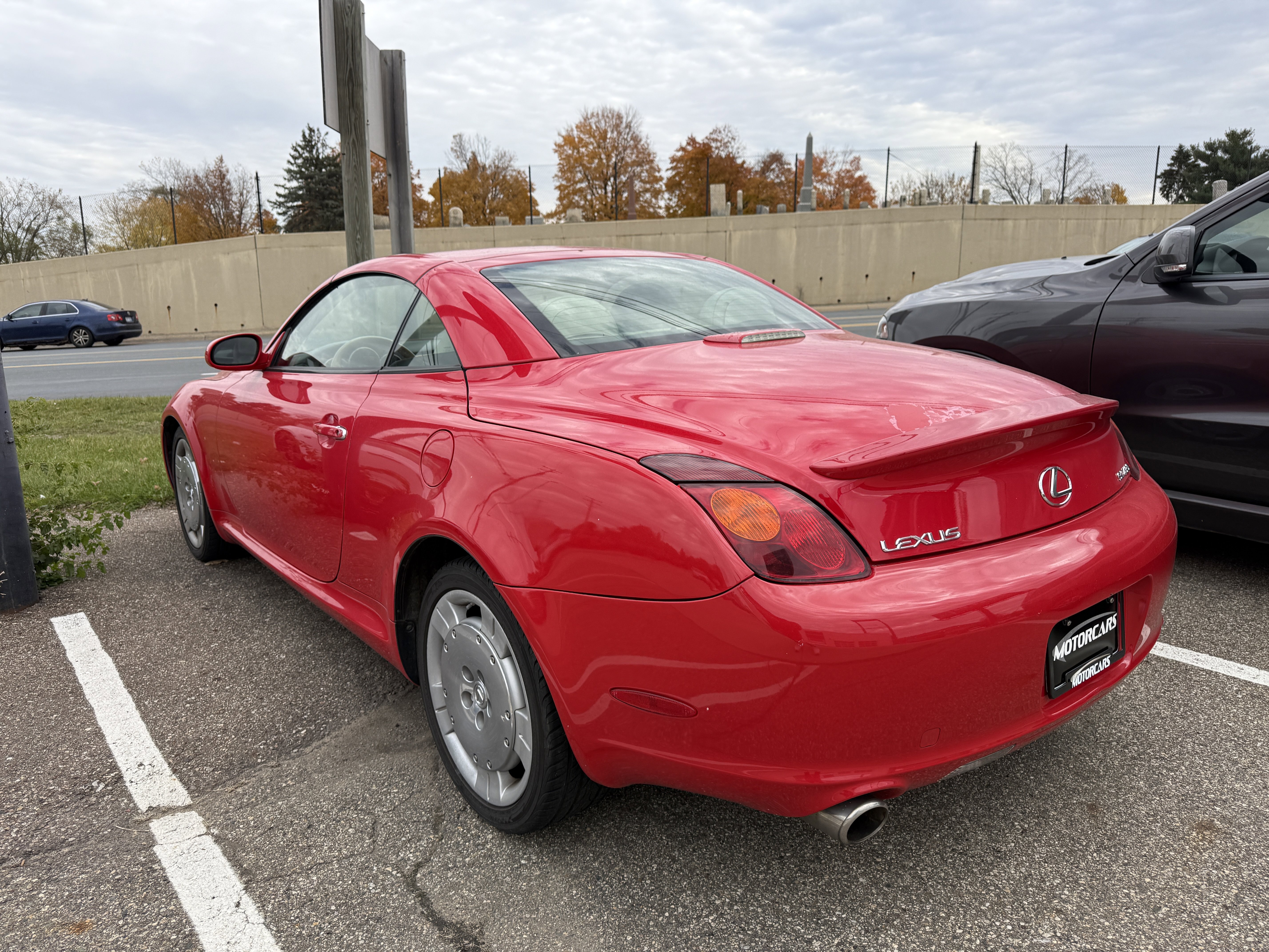 Used 2004 Lexus SC 430 Convertible image 3