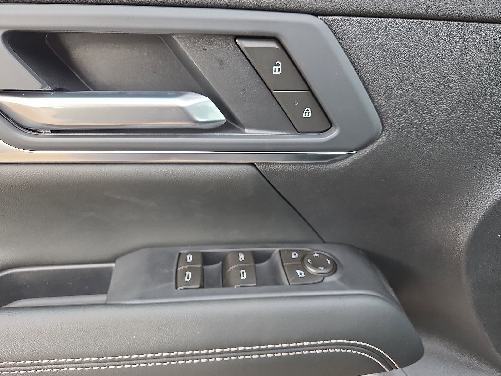 New 2026 GMC Terrain Elevation FWD image 11