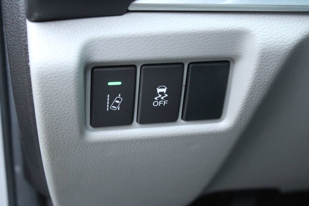 Used 2016 Acura MDX w/ Technology Package FWD image 22