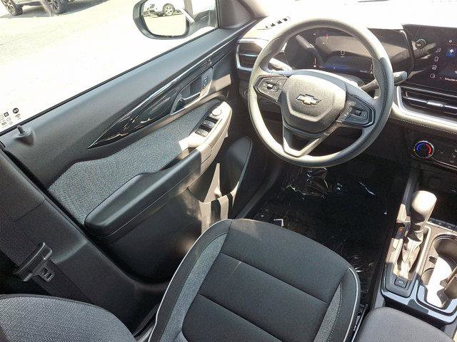 Used 2024 Chevrolet TrailBlazer LT w/ Driver Confidence Package image 14