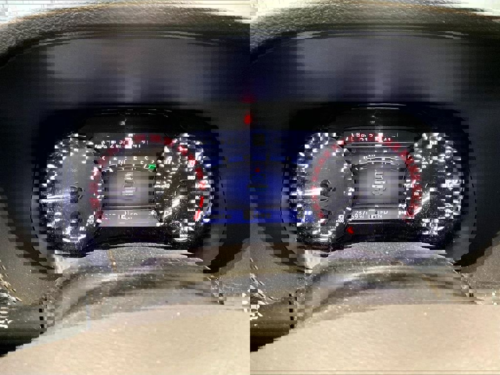 Used 2023 Nissan Frontier PRO-4X w/ Pro-4X Premium Package AWD/4WD image 8