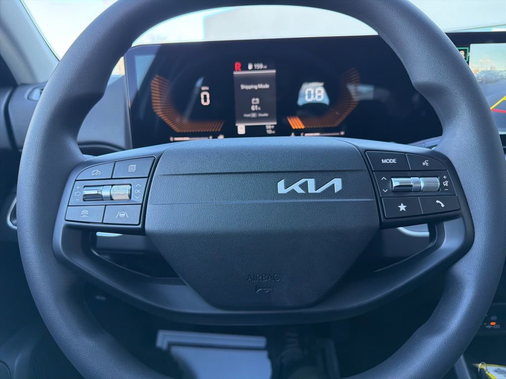 New 2025 Kia K4 LX image 38