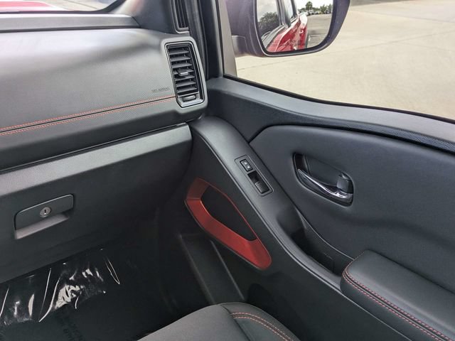 Used 2022 Nissan Frontier Pro-X RWD image 18