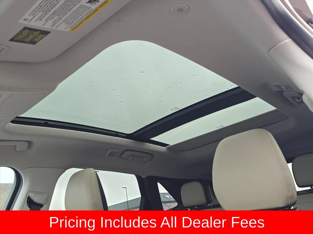 Used 2021 Ford Escape SEL w/ Technology Package FWD image 18